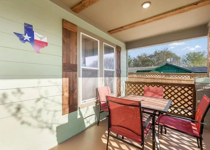 Holiday home Stockyards 5 Mins!-new!-sleeps 8. Cowboy Fort Worth